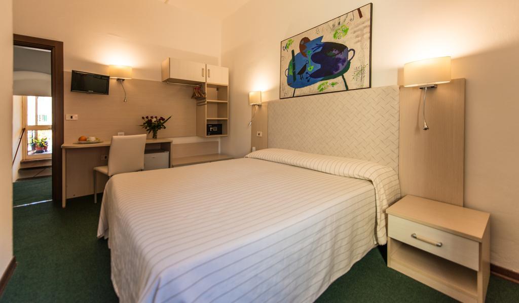 Hotel Ariston Piombino Phòng bức ảnh