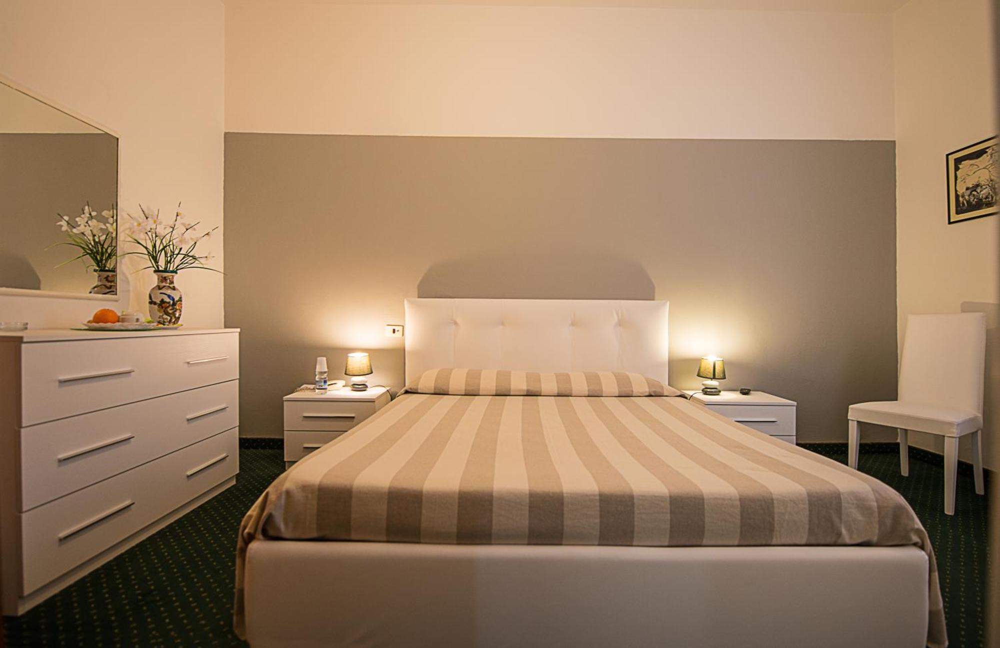 Hotel Ariston Piombino Phòng bức ảnh