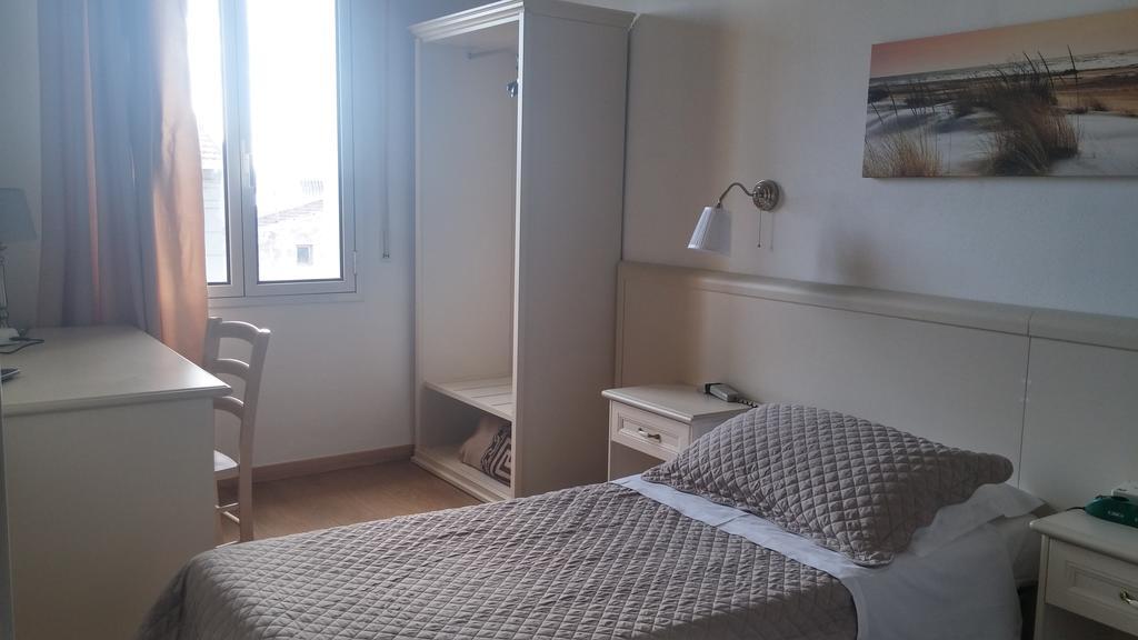 Hotel Ariston Piombino Ngoại thất bức ảnh