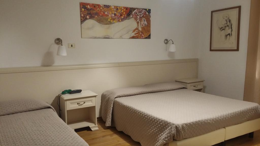 Hotel Ariston Piombino Ngoại thất bức ảnh